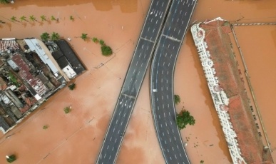 Antes de completar uma semana, tragédia climática do RS já tem 100 mortos