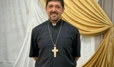Monsenhor Adenis será ordenado Bispo neste sábado em Vargem Bonita