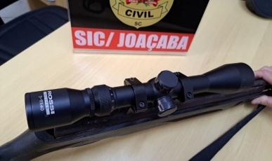 Polícia Civil apreende arma modificada e munições em Joaçaba