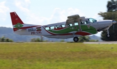 Novo avião da saúde de SC, em Joaçaba, já fez 44 atendimentos em dois meses