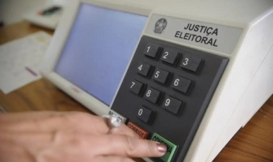 Pesquisa eleitoral em SC vai parar na Justiça; entenda