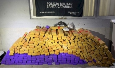 Mais de uma tonelada de maconha é apreendida em SC