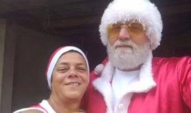 ‘Mamãe Noel’ é absolvida pela morte de ‘Papai Noel’ em Santa Catarina