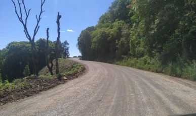 Prefeitura de Iomerê assina Ordem de Serviço para asfalto que liga Iomerê a Pinheiro Preto; obras iniciam hoje (22)