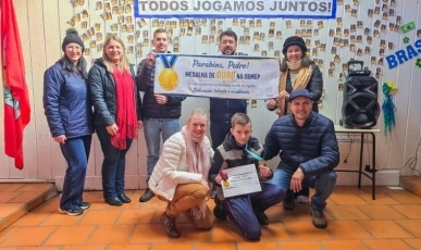 Estudante de Treze Tílias recebe medalha de ouro nacional da OBMEP no Rio de Janeiro