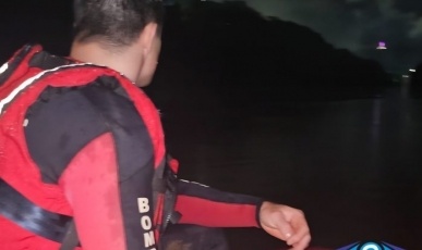 Mulher desaparece após cair de ponte em rio no município de Herval d'Oeste