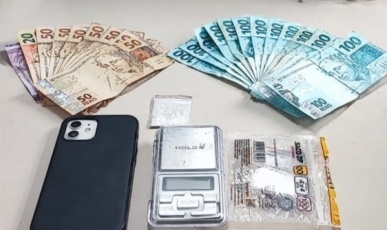 Jovem é preso por tráfico de drogas durante abordagem da Polícia Militar em Joaçaba