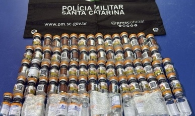 PMRv apreende medicamentos proibidos no Brasil e outras mercadorias no Oeste
