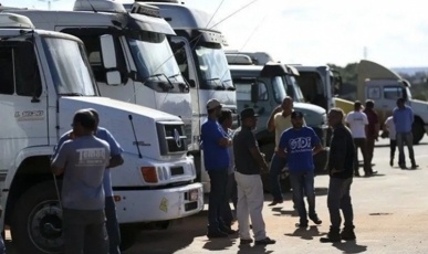 Grave dos caminhoneiros a partir desta segunda? Veja o que se sabe