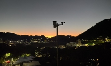 Morador instala estação meteorológica no Centro de Joaçaba e registra mais de 120mm de chuva nas últimas 12 horas